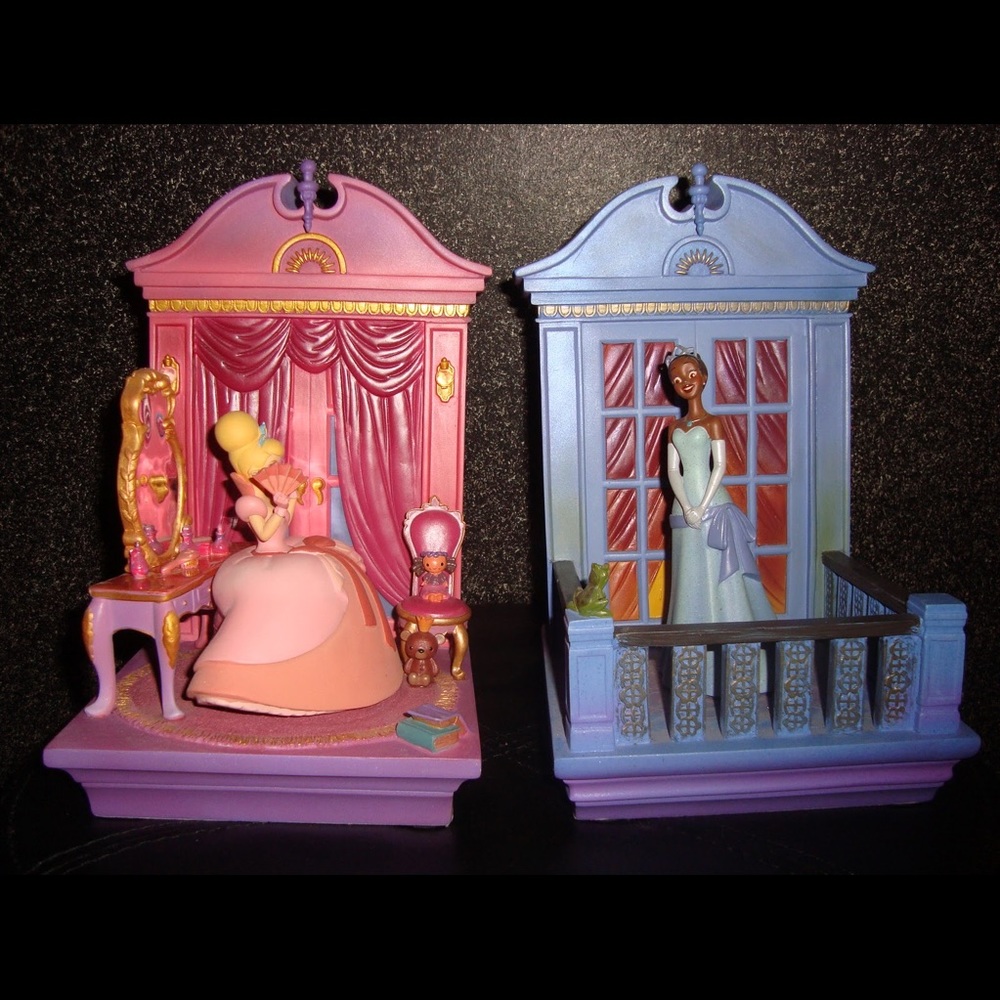 ISO: Princess and the Frog Book Ends